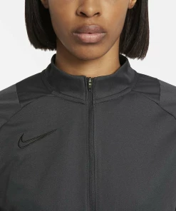 Les meilleures critiques de ???? Football Femme Nike Nike Drifit Academy 21 GRIS ⌛
